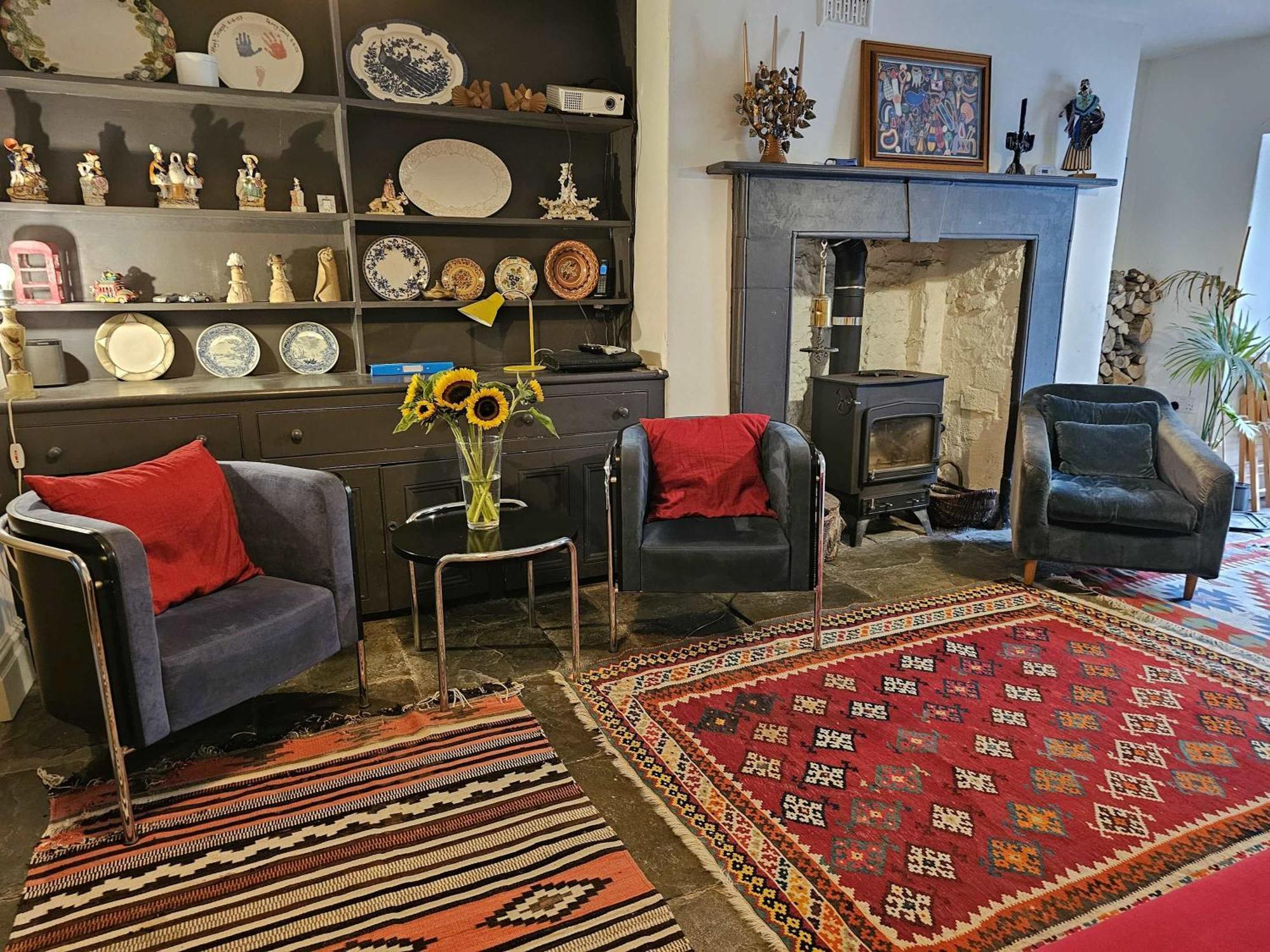 One Bedroom Basement Flat In Canynge Square Apartament